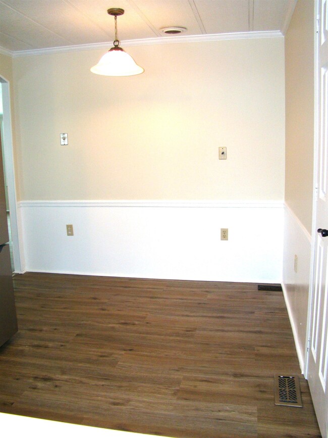 77 Birchwood Dr, Hollis, NH 03049 - photo 7