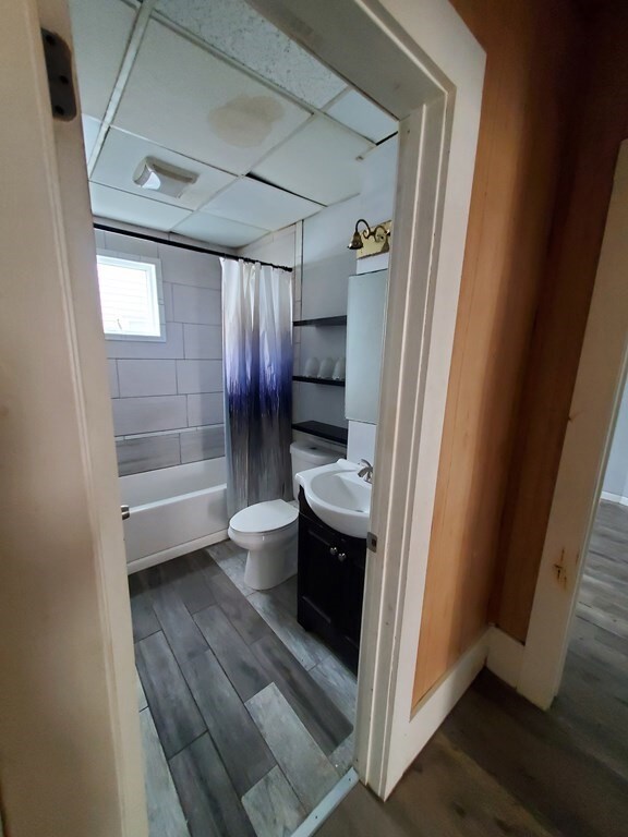 46 Ames Ave unit 1B, Chicopee, MA 01013 - photo 2