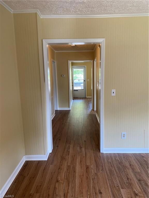 1134 E Twenty Fourth St, Winston Salem, NC 27101 - photo 4