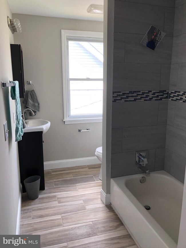 3304 Hamilton Ave, Baltimore, MD 21214 - photo 6