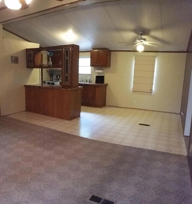 Living room/kitchen