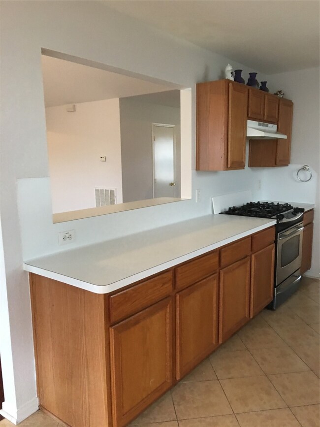 11111 Bradford Way Dr, Houston, TX 77075 - photo 4