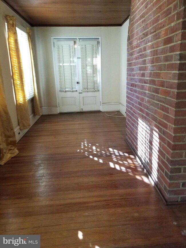 32 N Girard St, Woodbury, NJ 08096 - photo 6