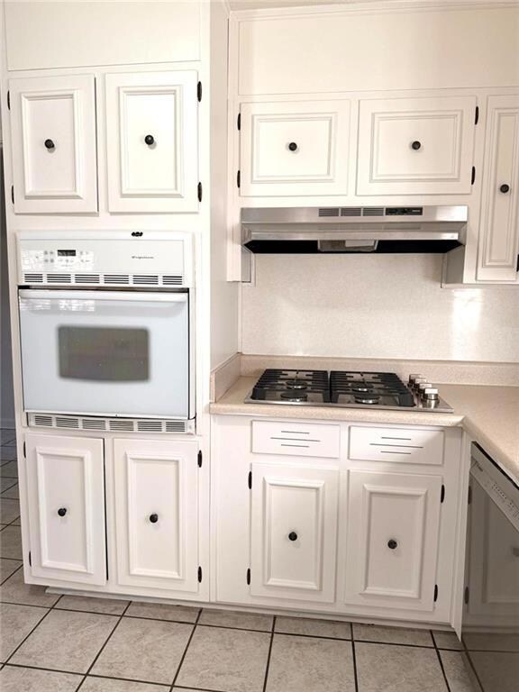 4359 Parkview Dr, Lithia Springs, GA 30122 - photo 5