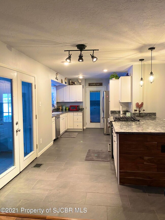 5702 Ravella Dr, Farmington, NM 87402 - photo 7