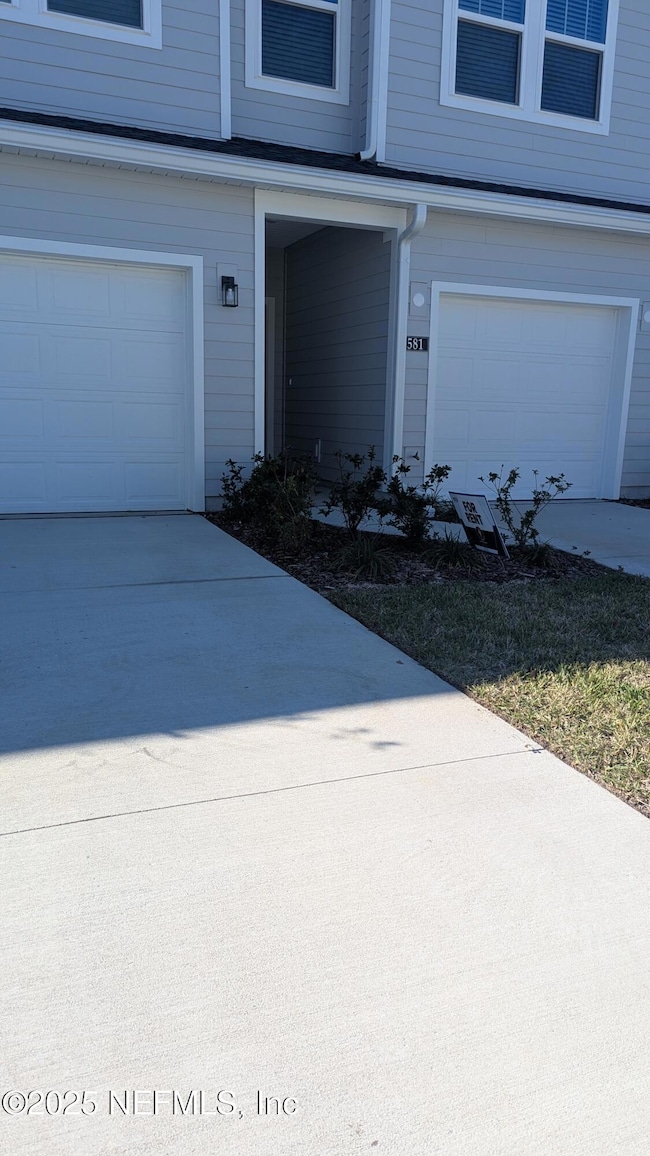 550 Holly Lakes Dr, Orange Park, FL 32073 - photo 3