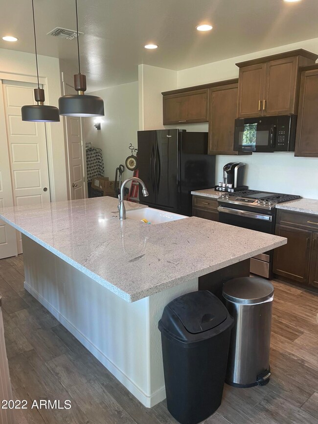 Kitchen 1