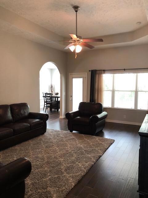 From entry looking into large great room