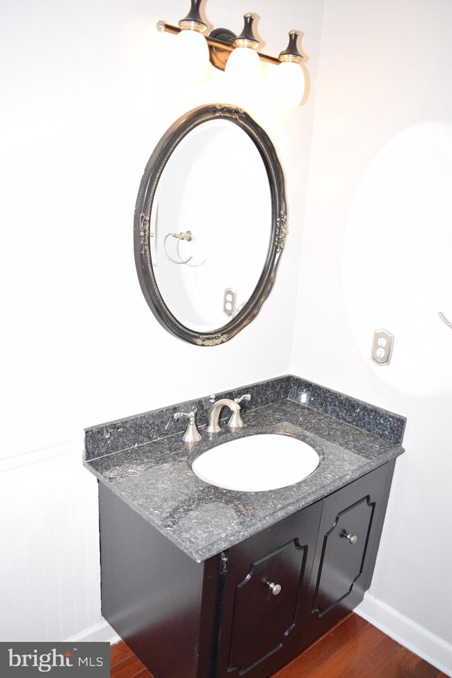 6201 Wilmington Dr, Burke, VA 22015 - photo 6