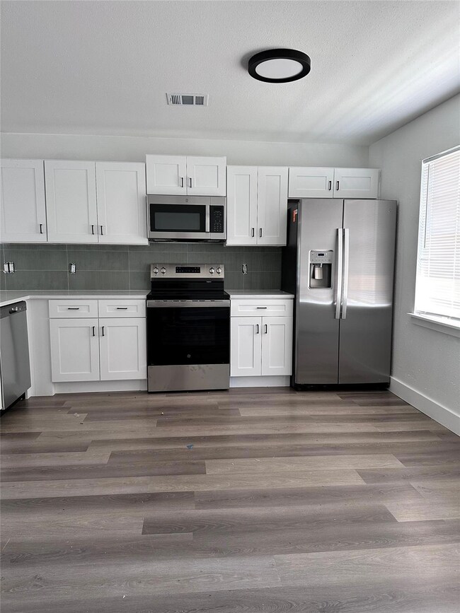 1830 River Crossing Cir unit C, Austin, TX 78741 - photo 5