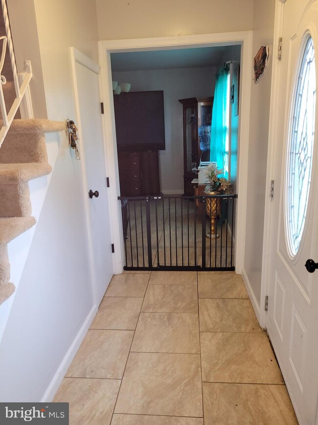 42 Peachfield Ln, Willingboro, NJ 08046 - photo 4