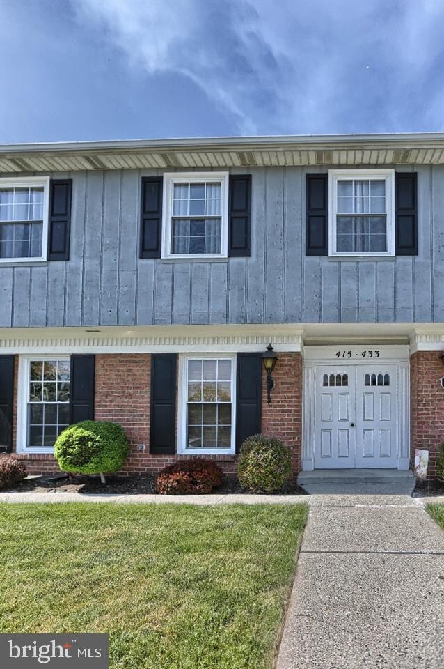 431 W Caracas Ave, Hershey, PA 17033 - photo 2