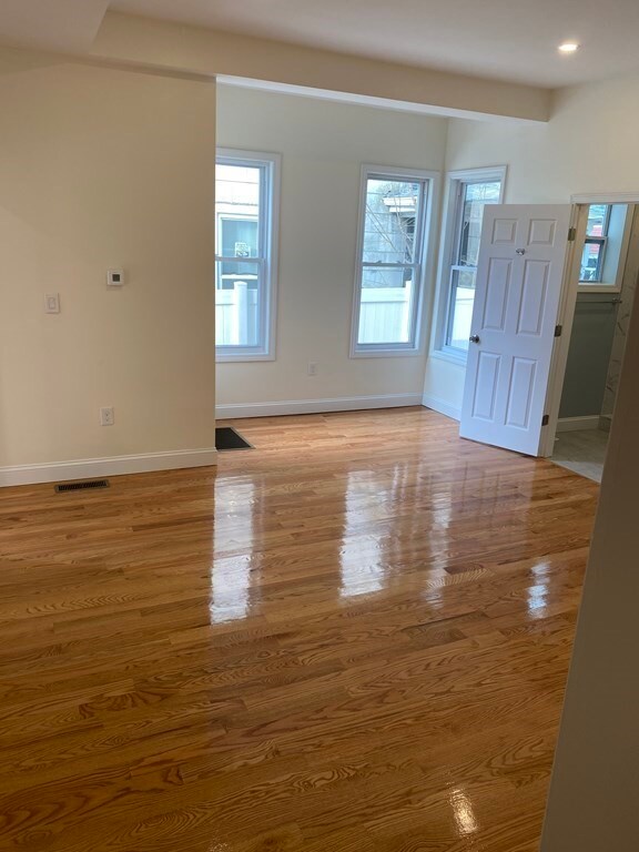 14 Forest Ave unit A, Everett, MA 02149 - photo 3