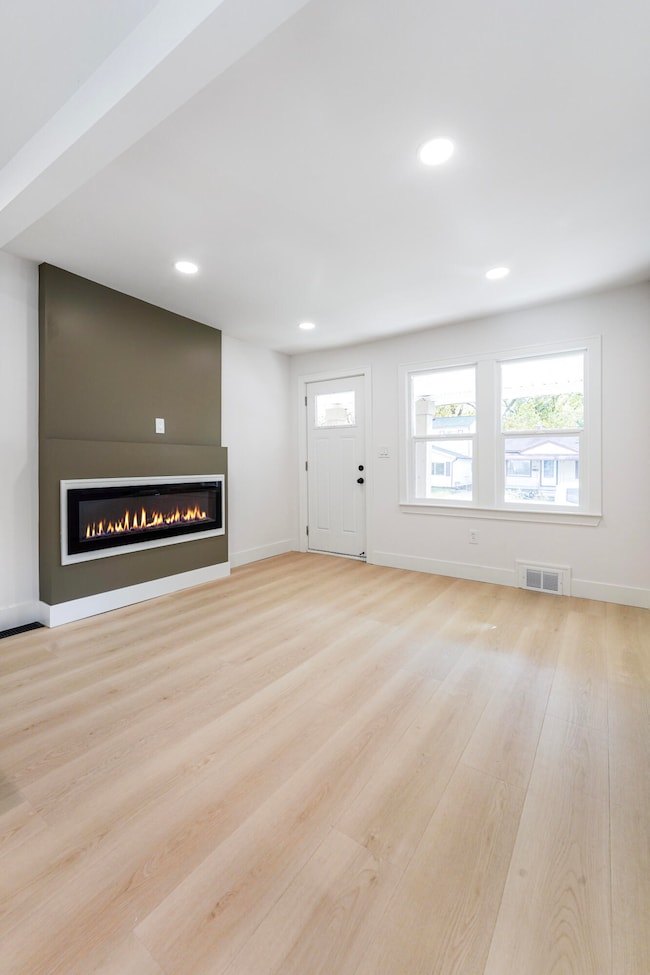 7043 Toepfer Rd, Warren, MI 48091 - photo 7