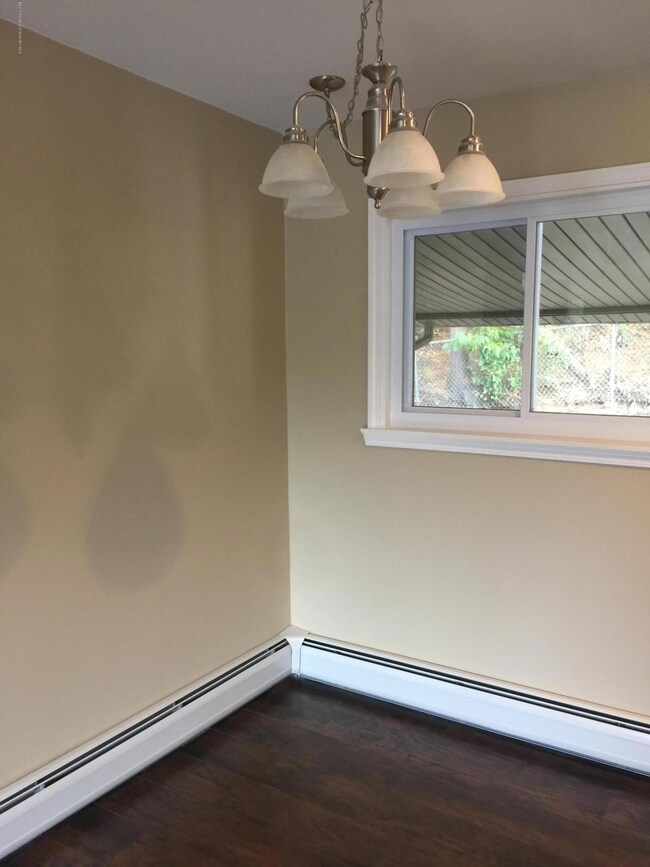 19 N Webster Ave, Scranton, PA 18509 - photo 4