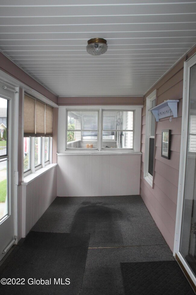 212 5th St, Schenectady, NY 12302 - photo 2