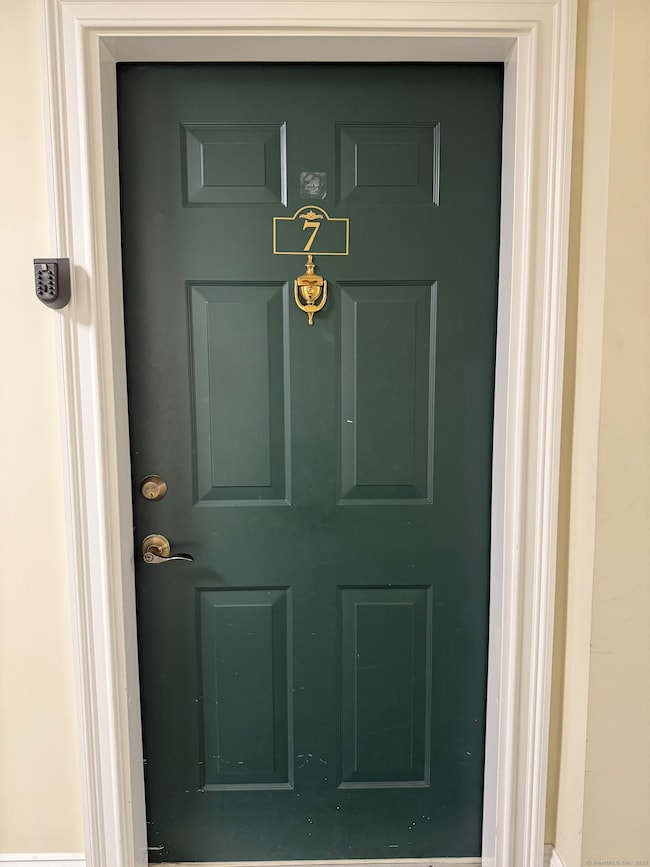 380 Main St unit 7, Wallingford, CT 06492 - photo 2