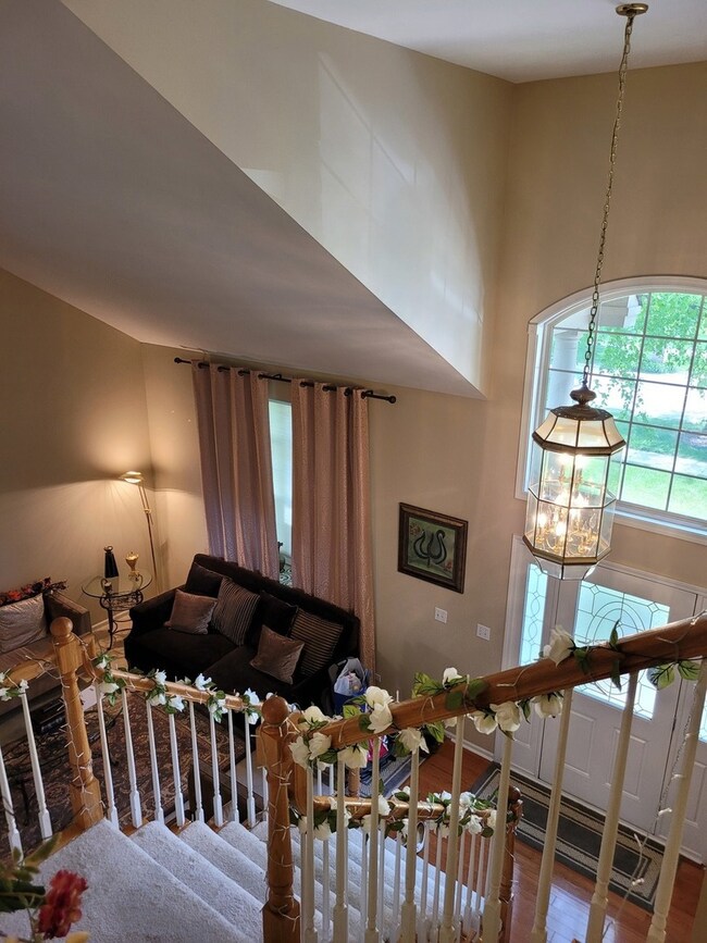 5315 Catclaw Ct, Naperville, IL 60564 - photo 3