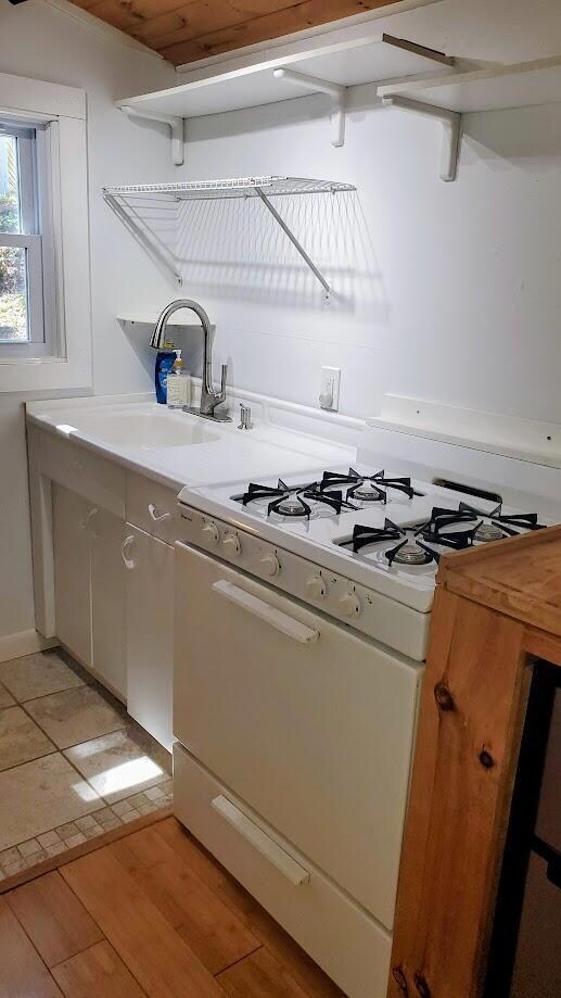 26 G Hideaway Rd unit G, Bourne, MA 02532 - photo 4