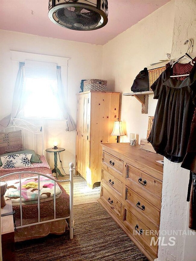 220 E 16th St, Burley, ID 83318 - photo 7