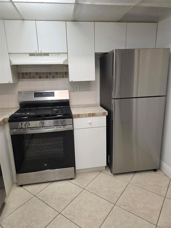 7034 SW 114th Place unit H51, Miami, FL 33173 - photo 2