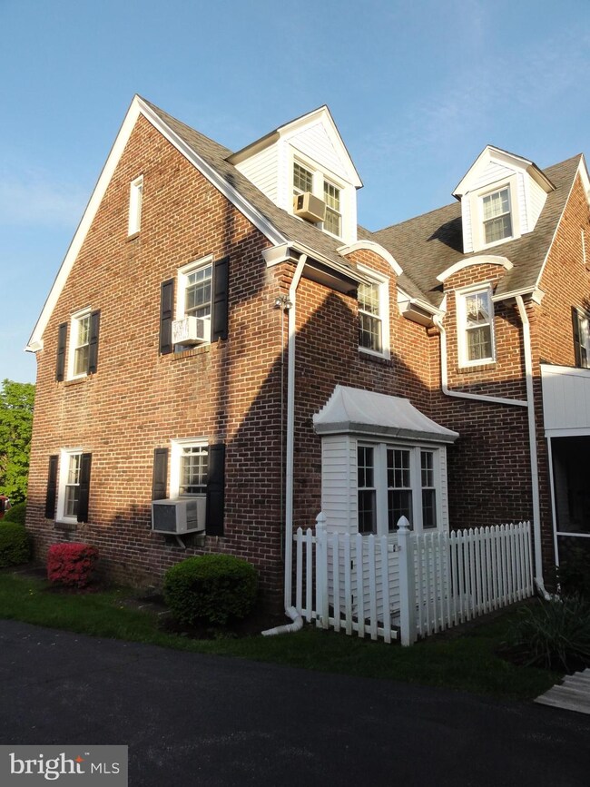 512 Argyle Rd, Drexel Hill, PA 19026 - photo 7