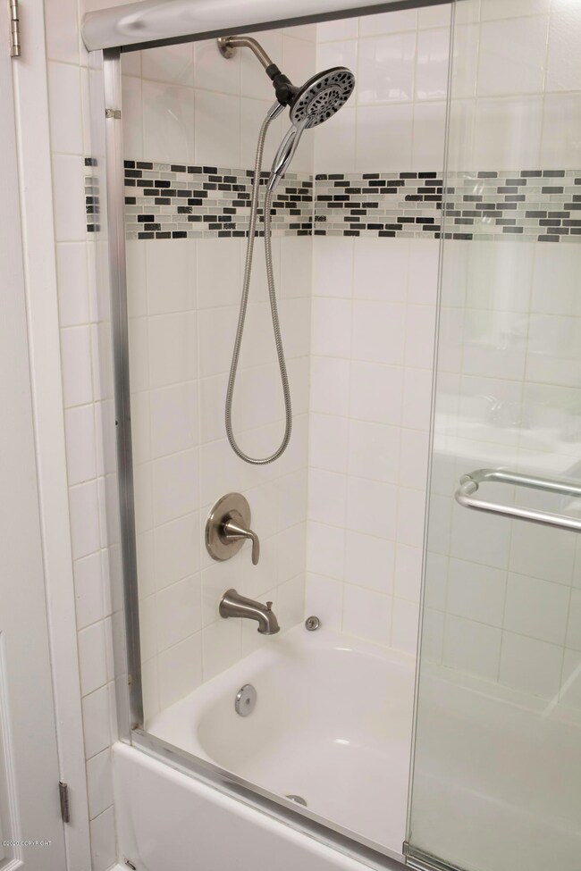 bathroom (1) shower