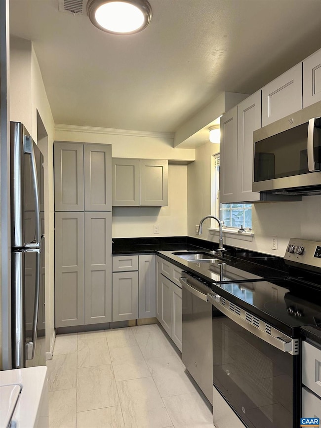 104 Longwood Dr unit B, Charlottesville, VA 22903 - photo 4