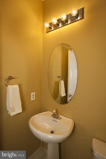 19 Chasemount Ct, Baltimore, MD 21209 - photo 6