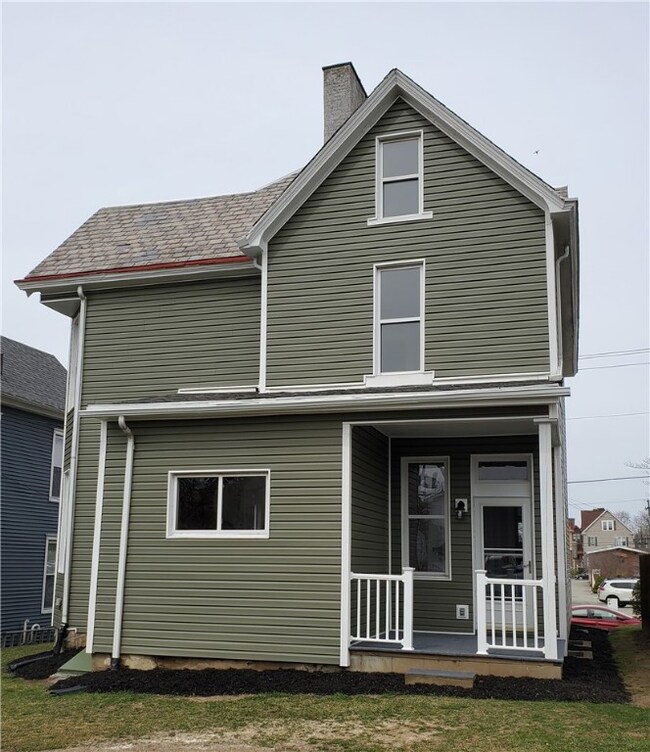 325 Walnut St, Latrobe, PA 15650 - photo 3