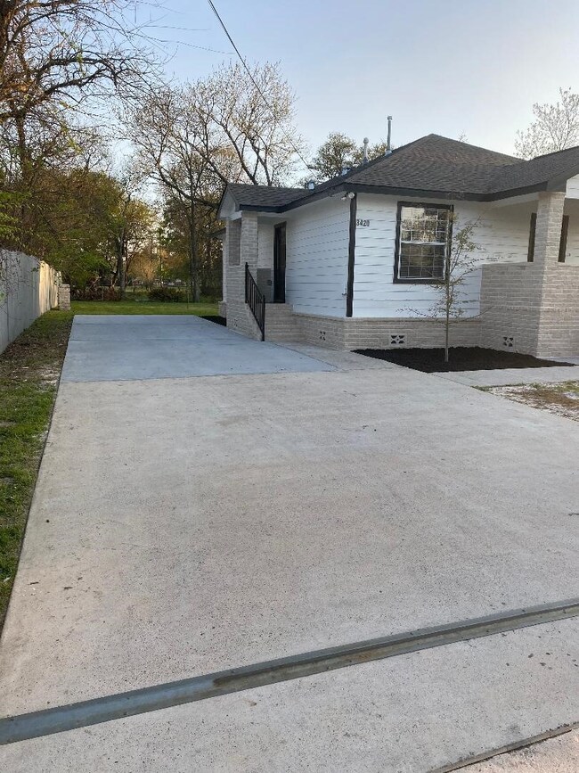 3420 Folger St, Houston, TX 77093 - photo 3