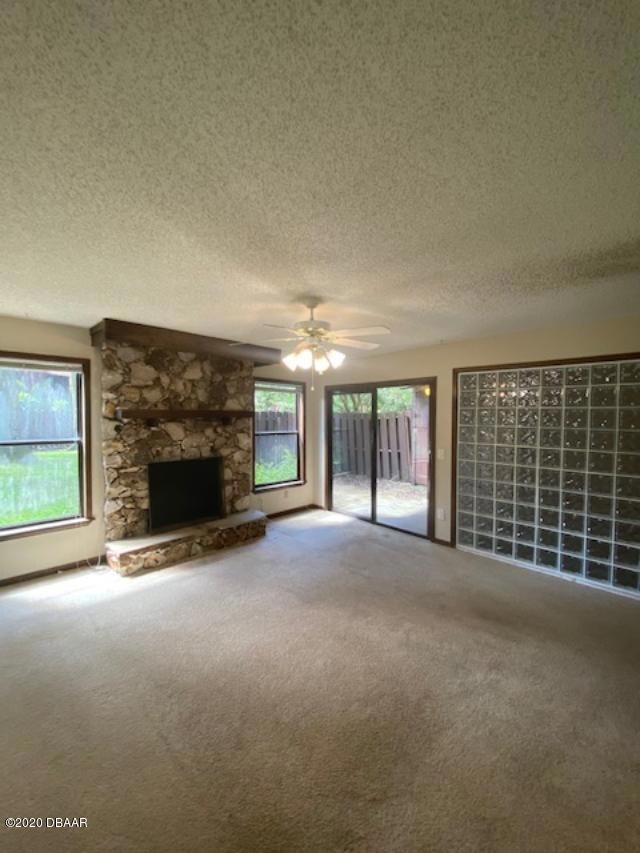 2 eclipse living room 2