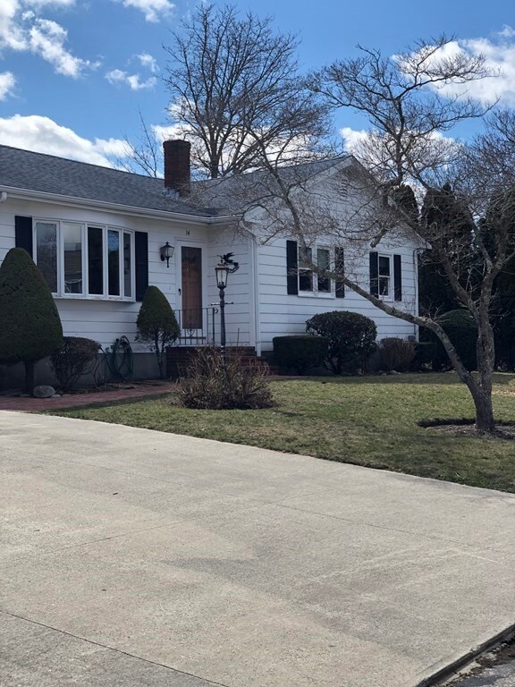 14 Kevin Dr, North Dartmouth, MA 02747 - photo 3