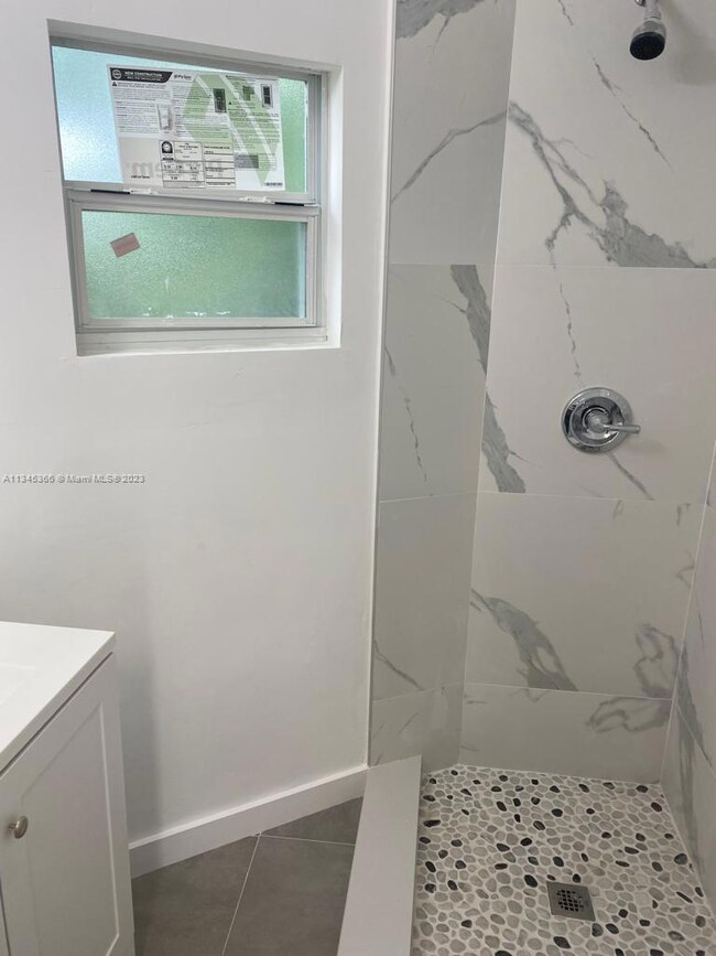 2645 NW 21st Ave unit 7, Oakland Park, FL 33311 - photo 3