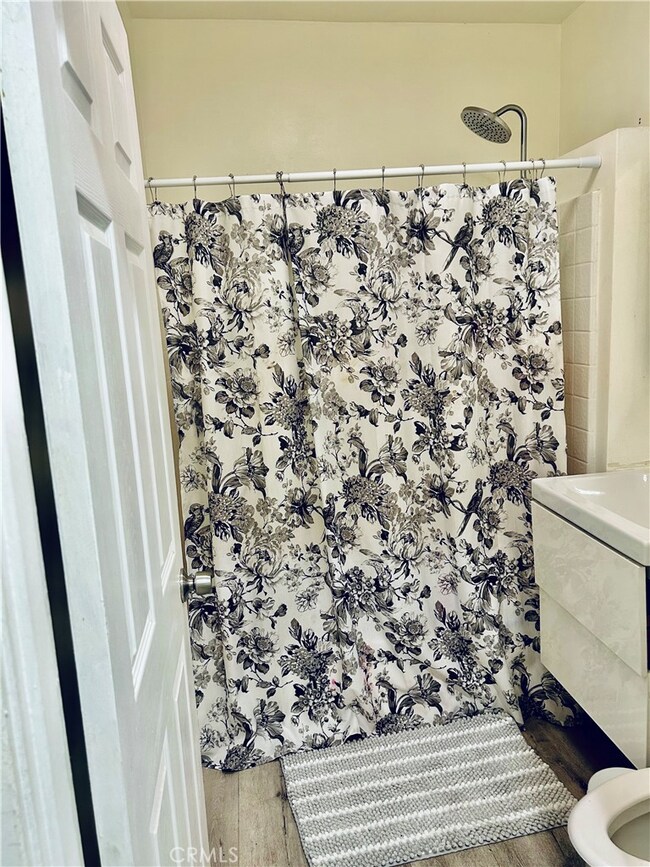 5906 Arlington Ave, Los Angeles, CA 90043 - photo 7