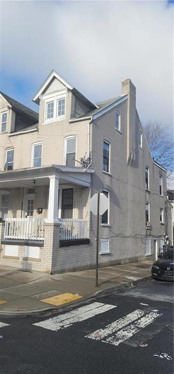 823 W Washington St unit 2, Allentown, PA 18102 - photo 2