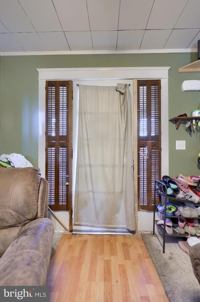916 Spruce St, Columbia, PA 17512 - photo 5