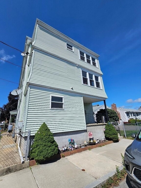 40 McGee St unit 3 north, Fall River, MA 02721 - photo 6