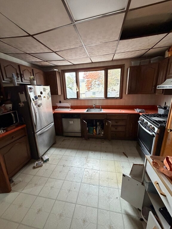 2 Osborne St, Peabody, MA 01960 - photo 5