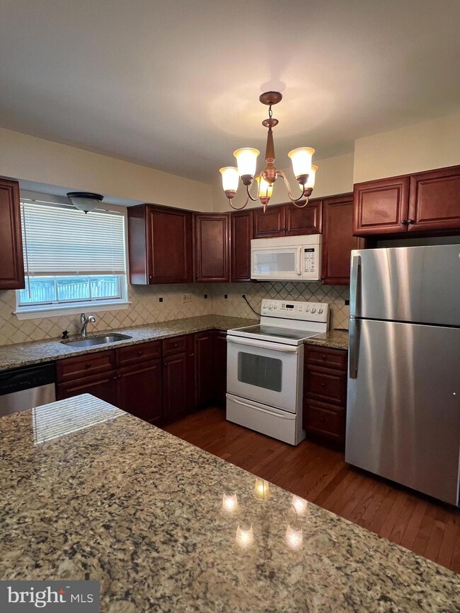 14929 Ladymeade Cir, Silver Spring, MD 20906 - photo 4