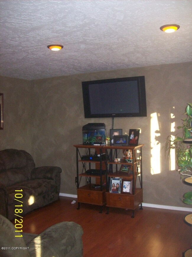 Chaimi Living Room Area