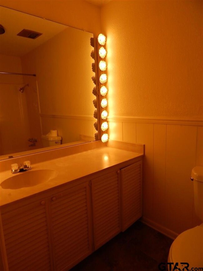 1617 1617 Milam, Tyler, TX 75701 - photo 5