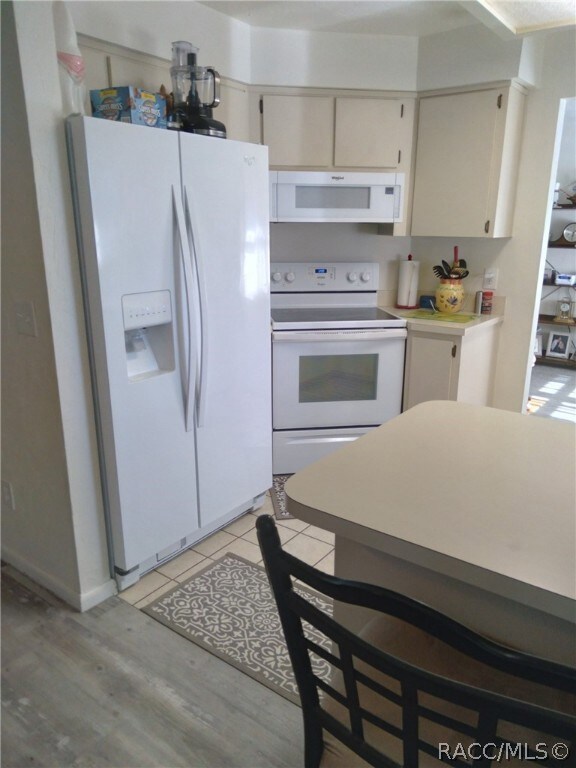 152 W Valerian Place, Beverly Hills, FL 34465 - photo 7