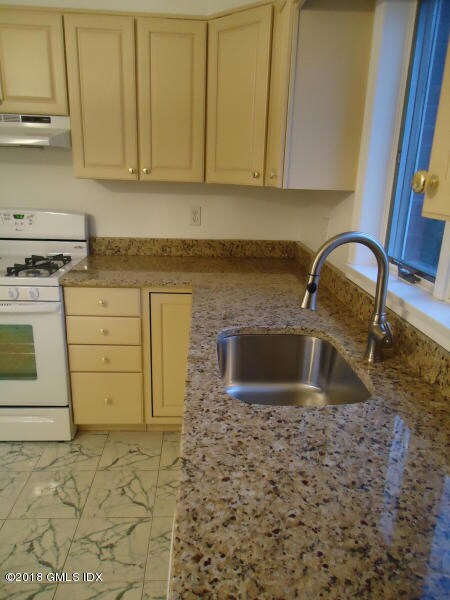 63 Valley Rd unit front, Cos Cob, CT 06807 - photo 5