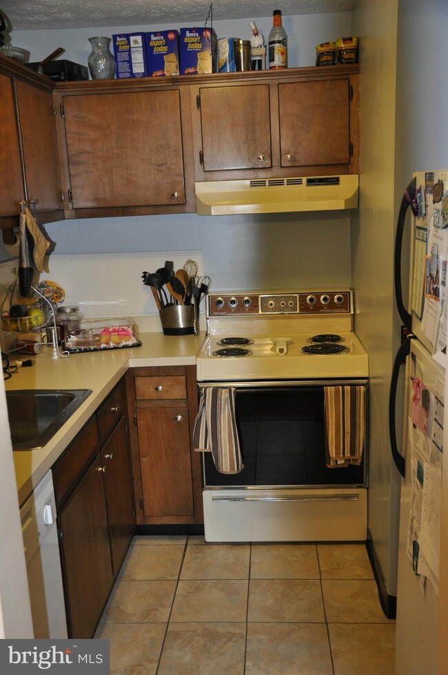 44691 White Oak Ct unit 505, California, MD 20619 - photo 4