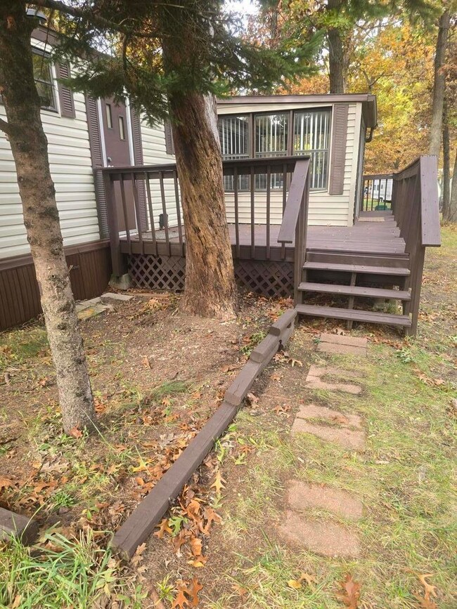 4/135 Woodhaven Dr E, Sublette, IL 61367 - photo 2