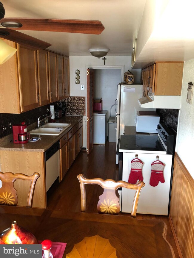 17 Coliston Rd, Reisterstown, MD 21136 - photo 5