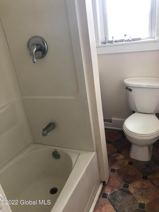 15 Idlewild Park, Watervliet, NY 12189 - photo 7