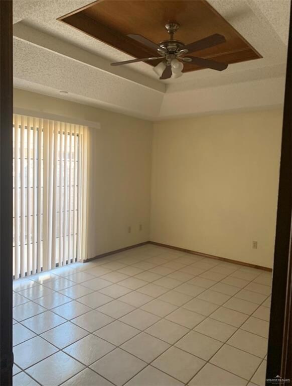 315 Regency Ln unit 5, Weslaco, TX 78596 - photo 4