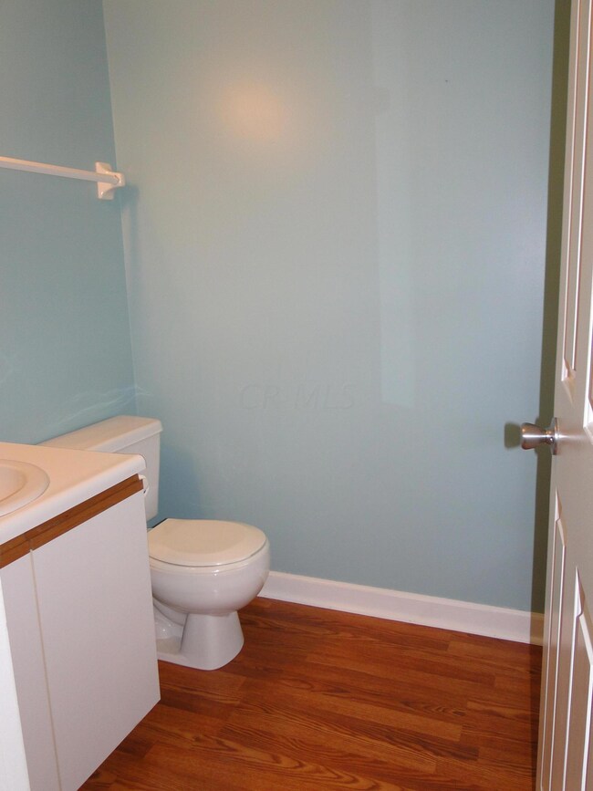 HALF BATH 1